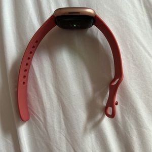 Pink Versa 4 - Great condition - purchased in August 2023